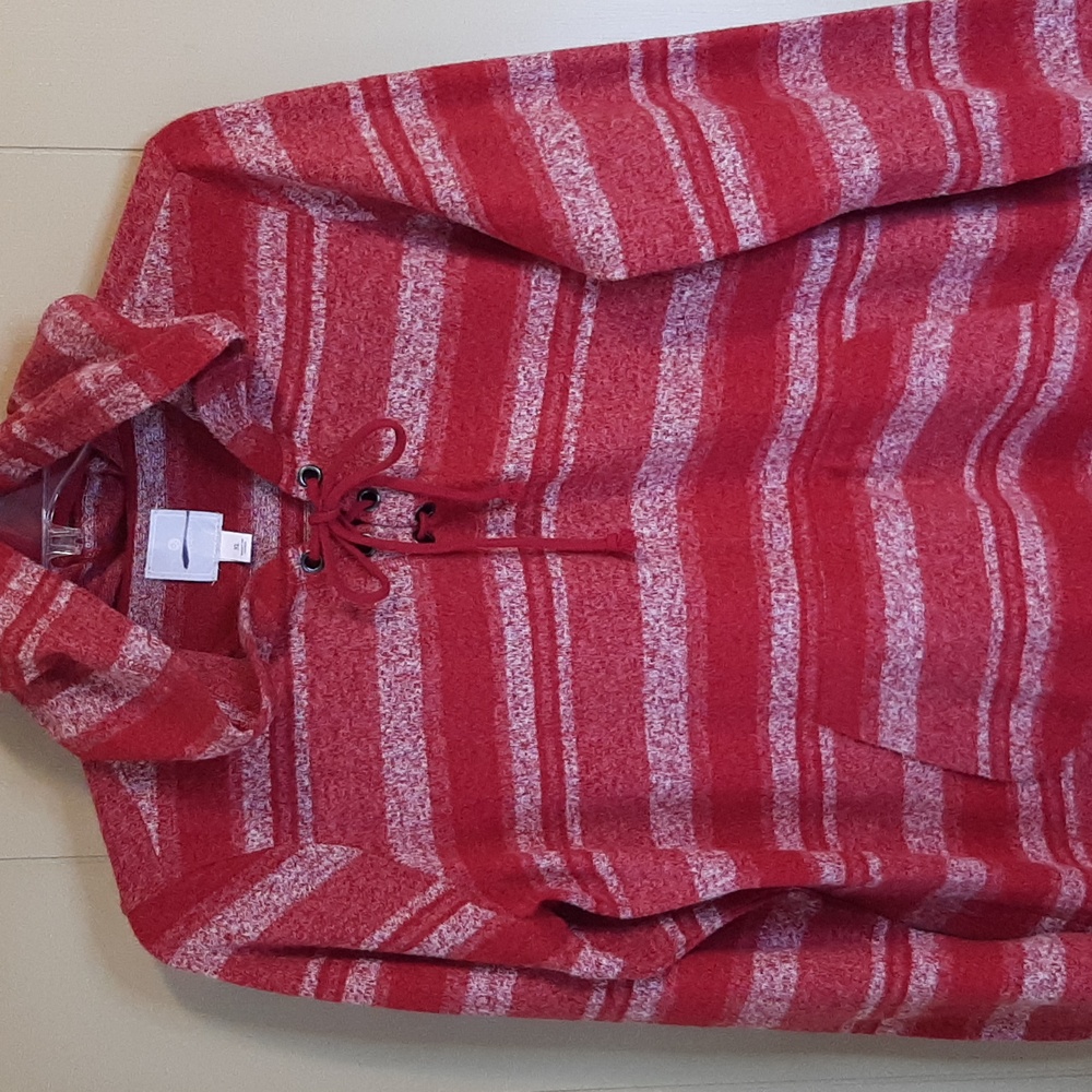 Sunday Women's XL Lightweight Hooded Sweater Soft Fabric Light Red And White